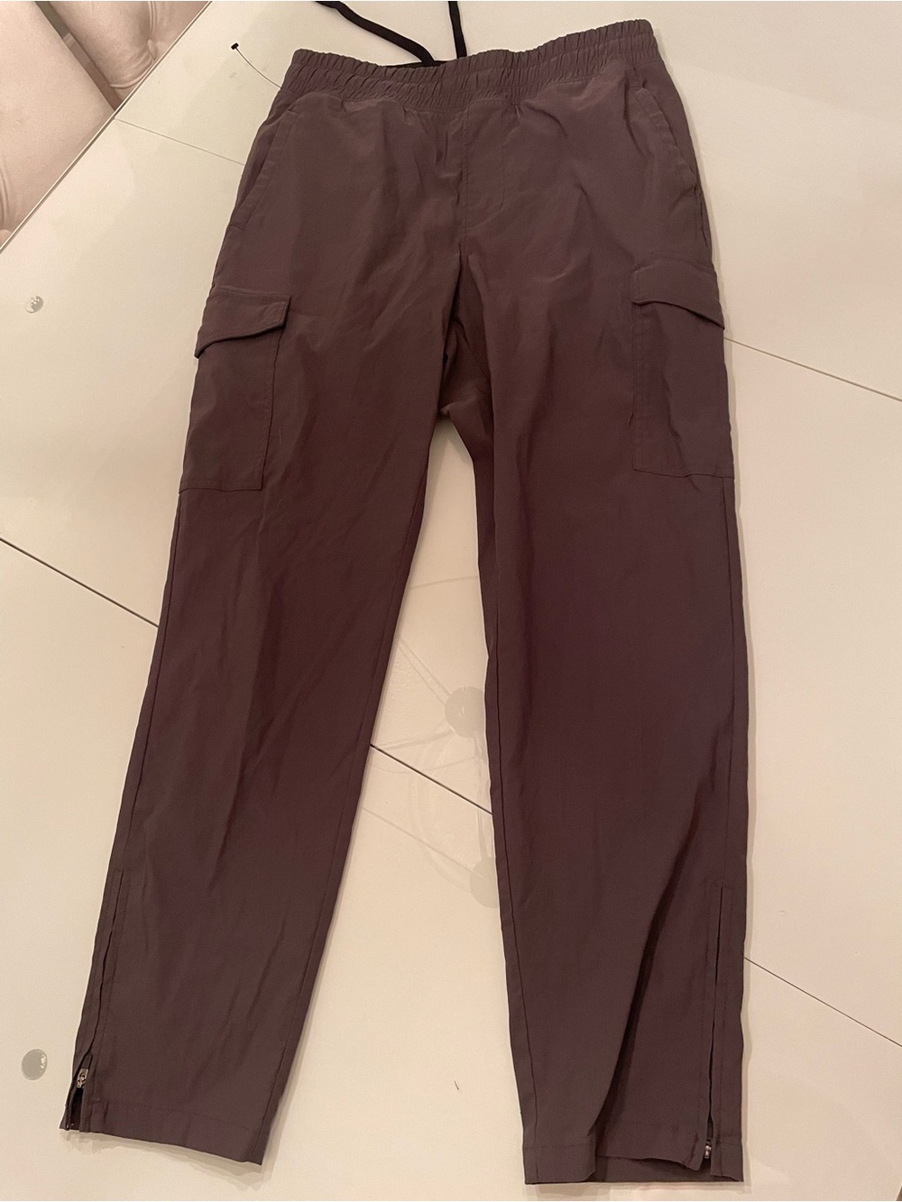 Mondetta Men's Cargo Pants in Dark Brown